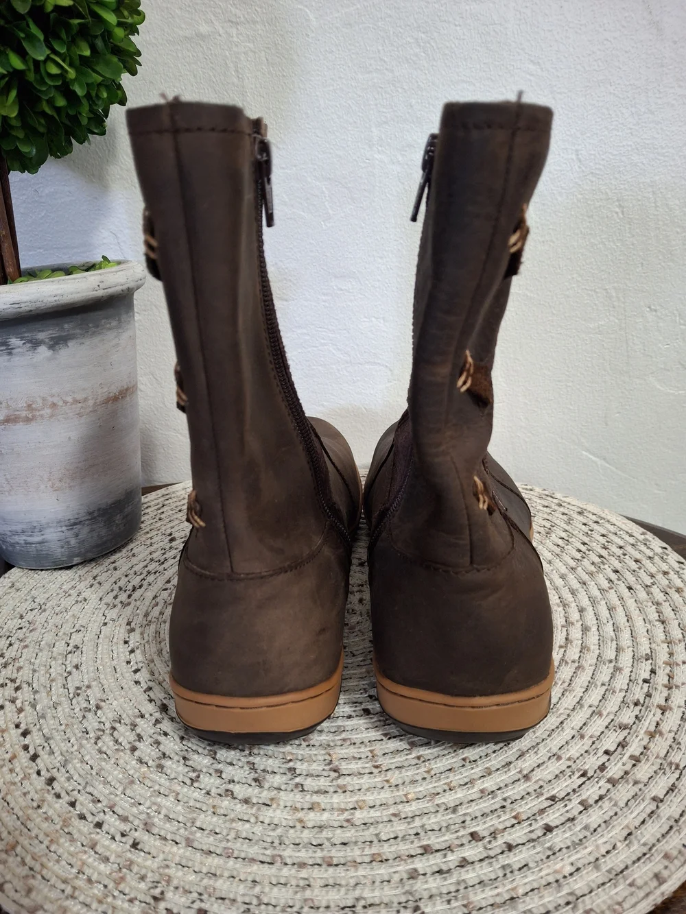 Merrell Women’s Brown Boots Size 9.